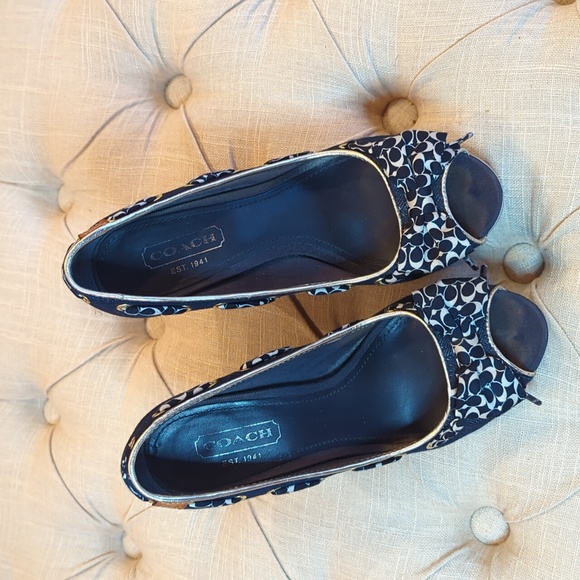 Coach Wedges - Picture 1 of 11